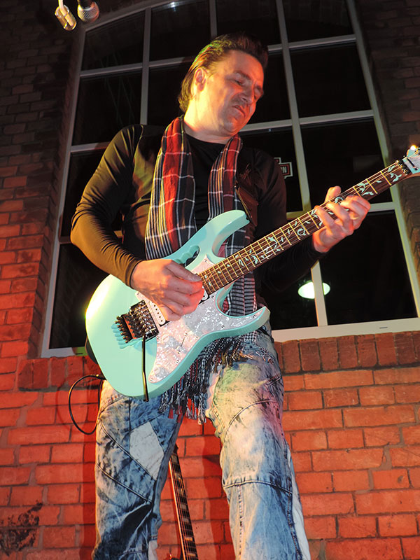 Lars – Gitarrensolo live